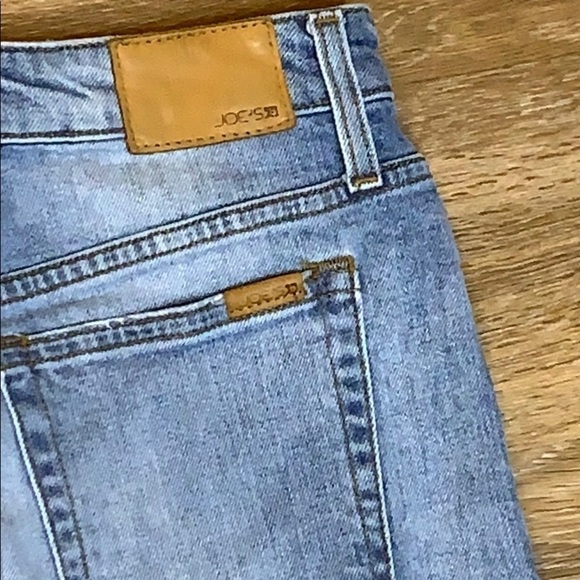 Joe’s Jeans Authentic Hi-Lo MIDI Collectors Edition Light Denim Skirt Size 26 - Picture 8 of 9